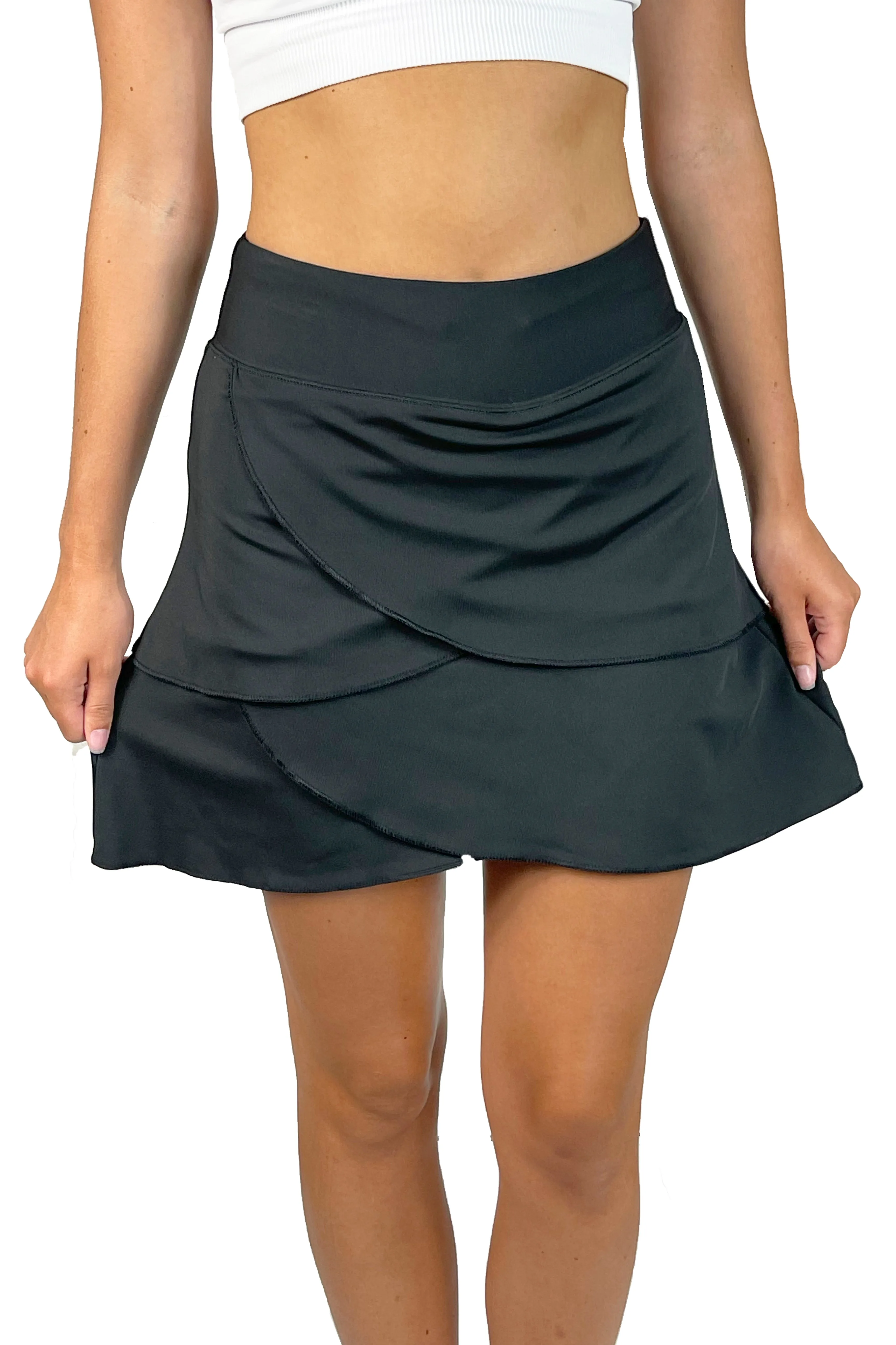 4304 - Performance Petal Skort/Black