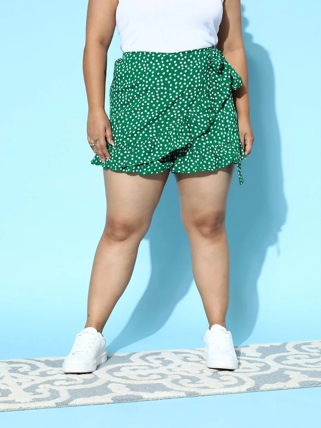 Berrylush Women Plus Size Green & White Floral Printed Tie-Up High-Rise Waist Ruffled Wrap Mini Skorts