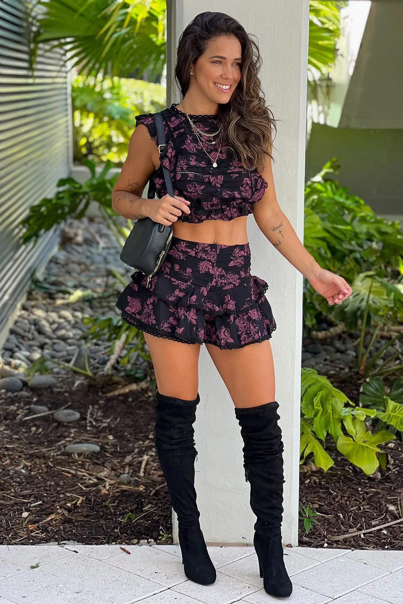 Black Floral Ruffle Skorts