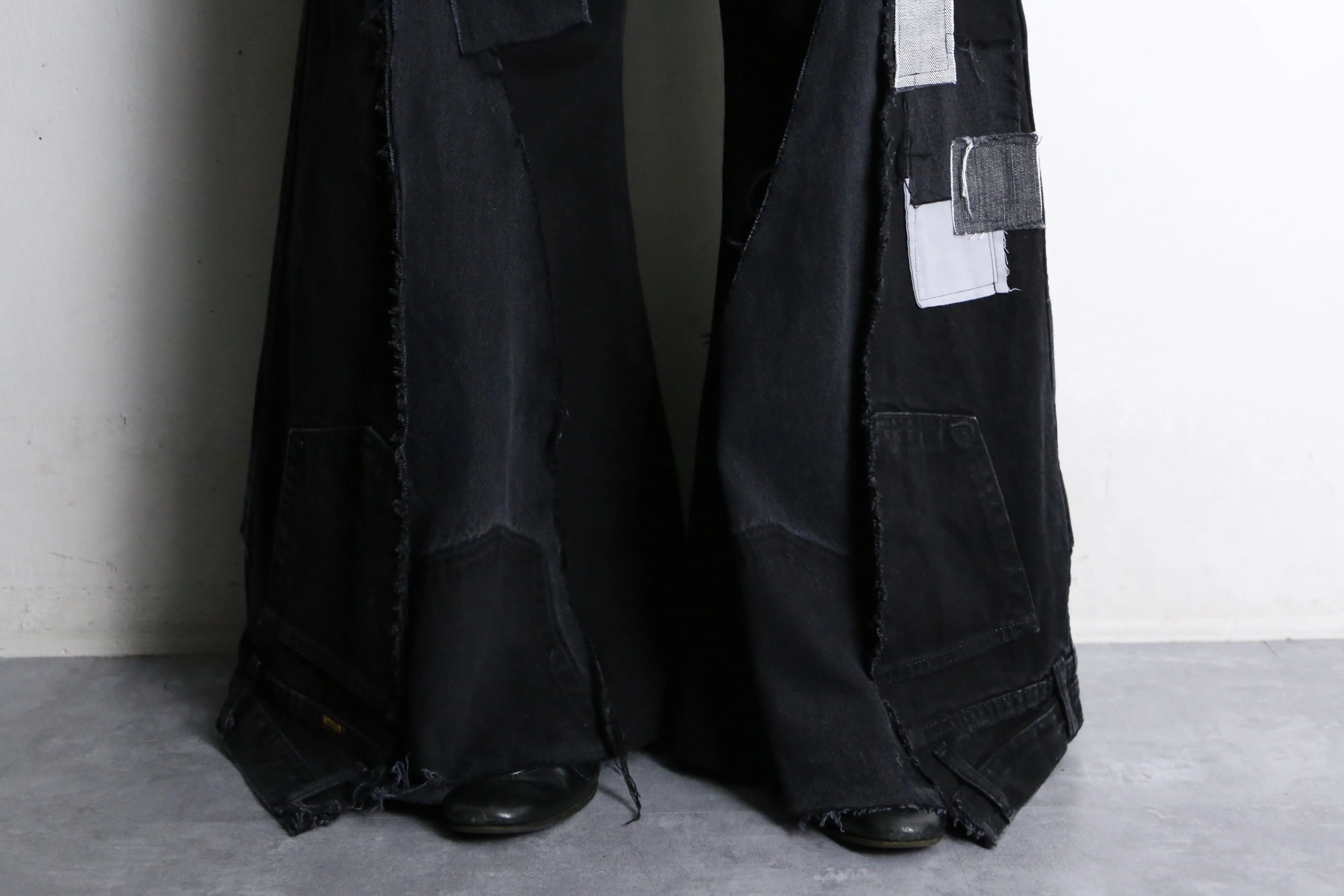 Re:make patch design super flare black denim pants