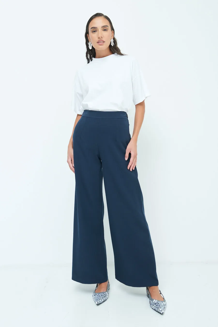 Tailored wide-leg trousers wholesale